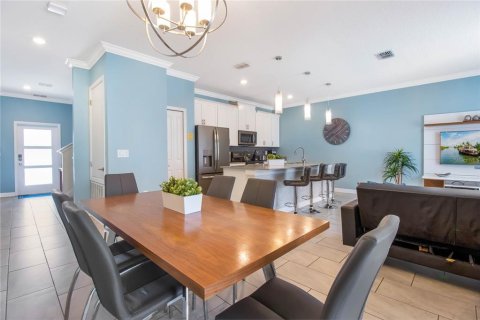Townhouse in Davenport, Florida 4 bedrooms, 177.81 sq.m. № 1812512 - photo 5