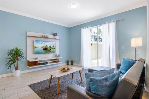 Townhouse in Davenport, Florida 4 bedrooms, 177.81 sq.m. № 1812512 - photo 6