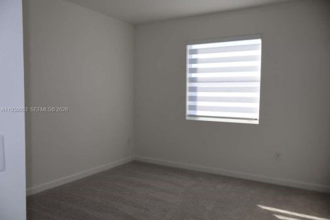Townhouse in Homestead, Florida 3 bedrooms, 131.36 sq.m. № 2005845 - photo 18