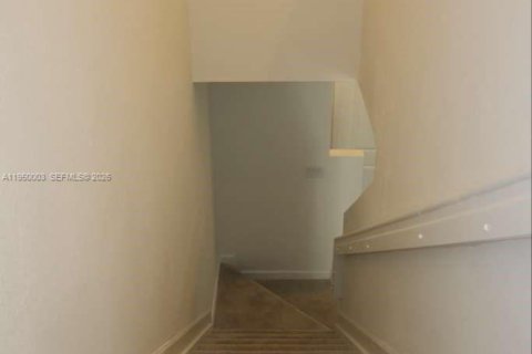 Townhouse in Homestead, Florida 3 bedrooms, 131.36 sq.m. № 2005845 - photo 21