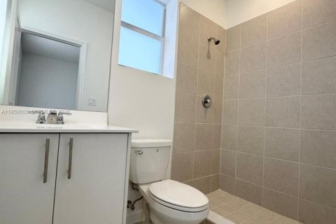 Townhouse in Homestead, Florida 3 bedrooms, 131.36 sq.m. № 2005845 - photo 12