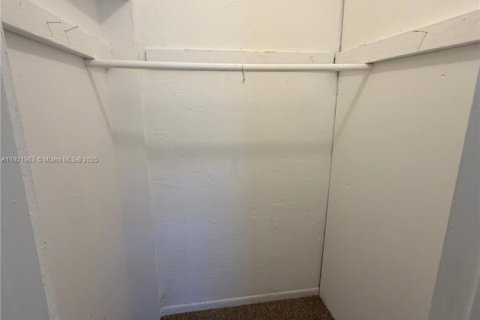 Villa ou maison à louer à Deerfield Beach, Floride: 2 chambres, 210.52 m2 № 1976039 - photo 7