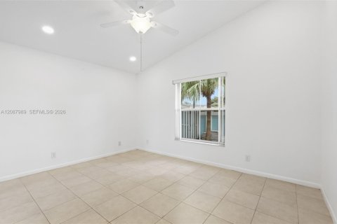 Casa en venta en Margate, Florida, 3 dormitorios, 111.02 m2 № 2363654 - foto 28