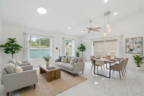 Casa en venta en Margate, Florida, 3 dormitorios, 111.02 m2 № 2363654 - foto 3