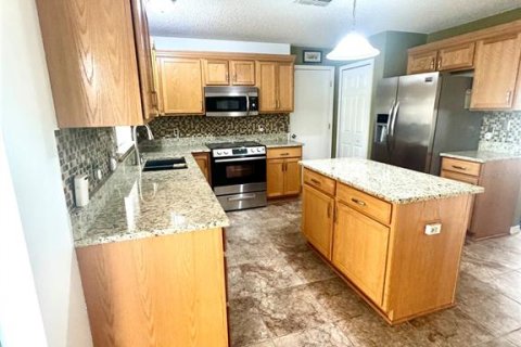 Casa en venta en Spring Hill, Florida, 3 dormitorios, 205.78 m2 № 1747125 - foto 11