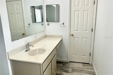 Casa en venta en Spring Hill, Florida, 3 dormitorios, 205.78 m2 № 1747125 - foto 7