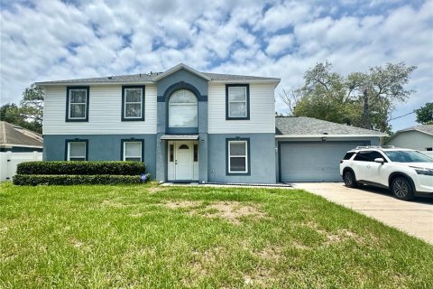 Casa en venta en Spring Hill, Florida, 3 dormitorios, 205.78 m2 № 1747125 - foto 1