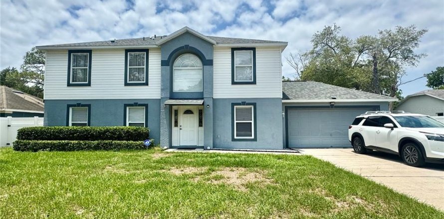 Casa en Spring Hill, Florida 3 dormitorios, 205.78 m2 № 1747125