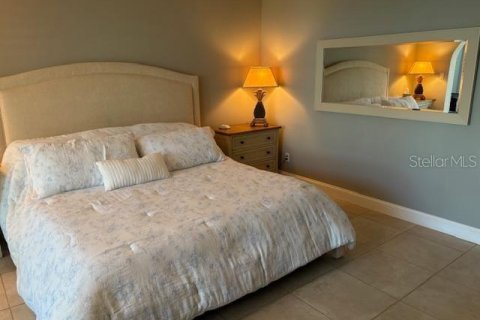 Снять в аренду кондоминиум в Лонгбоут-Ки, Флорида 4 комнаты, 177.35м2, № 1898513 - фото 5