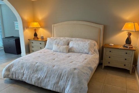Снять в аренду кондоминиум в Лонгбоут-Ки, Флорида 4 комнаты, 177.35м2, № 1898513 - фото 4