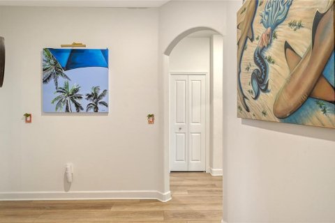 House in Bradenton, Florida 2 bedrooms, 144.65 sq.m. № 2395889 - photo 5