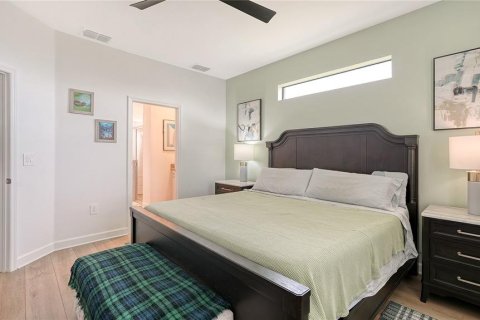 House in Bradenton, Florida 2 bedrooms, 144.65 sq.m. № 2395889 - photo 16