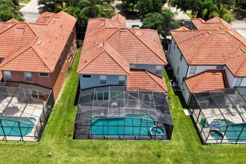 Casa en venta en Kissimmee, Florida, 6 dormitorios, 326.27 m2 № 1840407 - foto 4