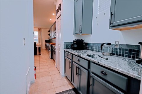 Casa en venta en Kissimmee, Florida, 6 dormitorios, 326.27 m2 № 1840407 - foto 11
