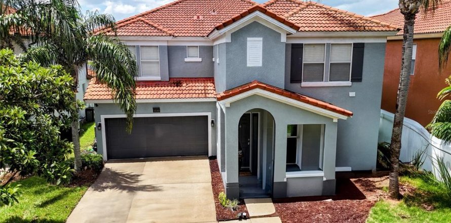 Casa en Kissimmee, Florida 6 dormitorios, 326.27 m2 № 1840407