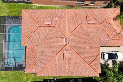 Casa en venta en Kissimmee, Florida, 6 dormitorios, 326.27 m2 № 1840407 - foto 6