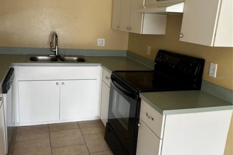 Apartment in Ocala, Florida 3 bedrooms, 100.33 sq.m. № 2381108 - photo 2