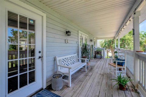 House in Seminole, Florida 4 bedrooms, 176.33 sq.m. № 1684970 - photo 7