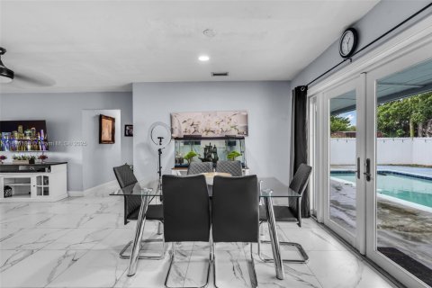 Casa en venta en Miramar, Florida, 3 dormitorios, 127.55 m2 № 1819917 - foto 16