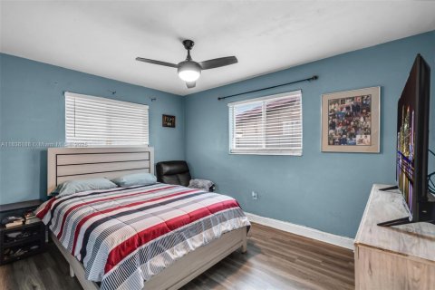 Casa en venta en Miramar, Florida, 3 dormitorios, 127.55 m2 № 1819917 - foto 18