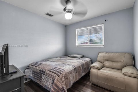 Casa en venta en Miramar, Florida, 3 dormitorios, 127.55 m2 № 1819917 - foto 17