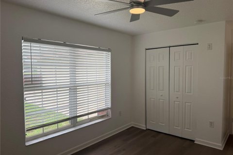 Commercial property in Clermont, Florida 6 bedrooms, 204.76 sq.m. № 2280151 - photo 5