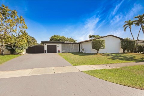 Дом в Майами, Флорида 2 спальни, 138.61м2 № 1997285