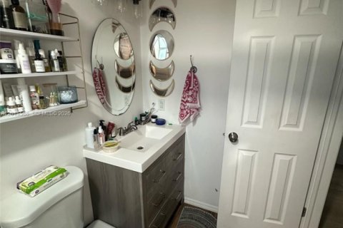 Appartement à louer à Deerfield Beach, Floride: 2 chambres, 82.13 m2 № 2076517 - photo 6