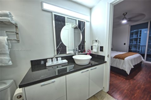 Снять в аренду кондоминиум в Майами, Флорида 1 спальня, 58.53м2, № 1972520 - фото 28