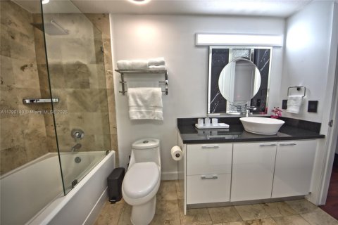 Снять в аренду кондоминиум в Майами, Флорида 1 спальня, 58.53м2, № 1972520 - фото 29