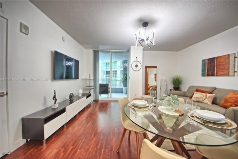 Снять в аренду кондоминиум в Майами, Флорида 1 спальня, 58.53м2, № 1972520 - фото 6