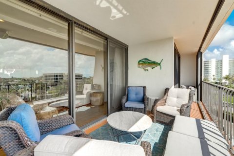 Condo in Tequesta, Florida, 2 bedrooms  № 2190073 - photo 2