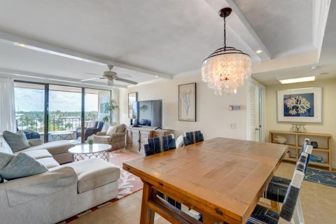 Condo in Tequesta, Florida, 2 bedrooms  № 2190073 - photo 5