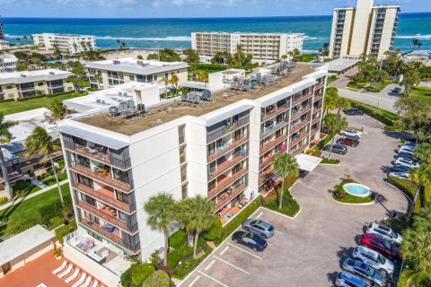 Condo in Tequesta, Florida, 2 bedrooms  № 2190073 - photo 16