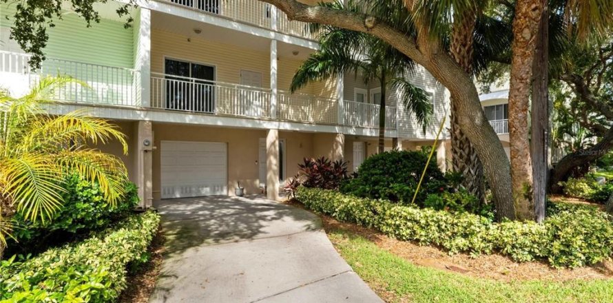 Touwnhouse à Indian Rocks Beach, Floride 3 chambres, 142.14 m2 № 1759247