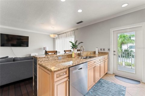 Купить таунхаус в Индиан-Рокс-Бич, Флорида 3 комнаты, 142.14м2, № 1759247 - фото 5