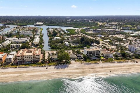 Купить таунхаус в Индиан-Рокс-Бич, Флорида 3 комнаты, 142.14м2, № 1759247 - фото 2