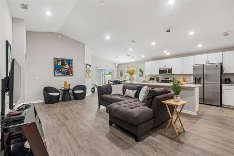 Villa ou maison à vendre à Riverview, Floride: 4 chambres, 158.86 m2 № 2235554 - photo 10