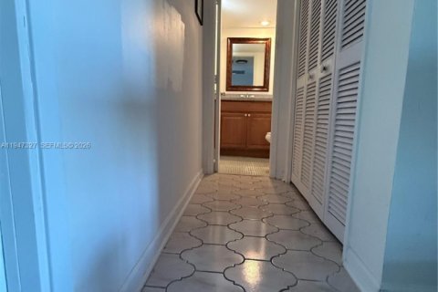 Купить кондоминиум в Помпано-Бич, Флорида 1 спальня, 83.61м2, № 2003522 - фото 5