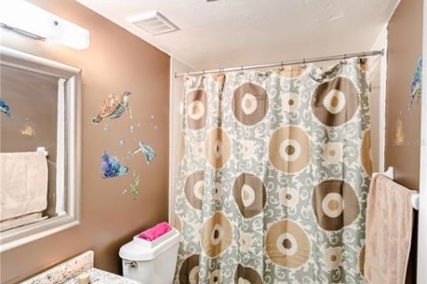 Condo in Venice, Florida, 2 bedrooms  № 2217719 - photo 20