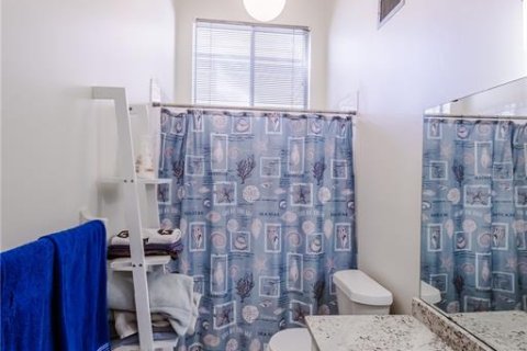 Condo in Venice, Florida, 2 bedrooms  № 2217719 - photo 17