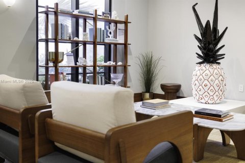 Apartamento en alquiler en Miami, Florida, 1 dormitorio, 55.74 m2 № 1944532 - foto 22