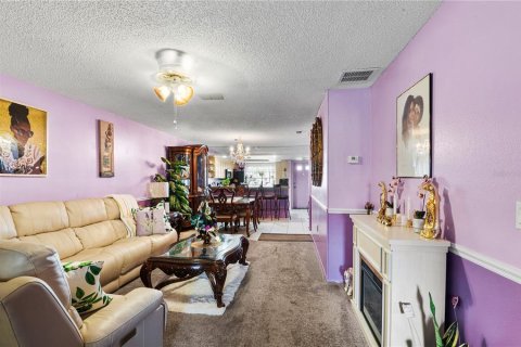 Condo in Clearwater, Florida, 2 bedrooms  № 1838389 - photo 11