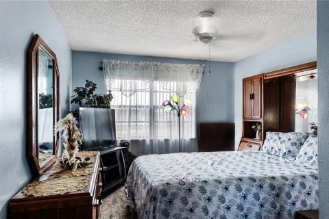 Condo in Clearwater, Florida, 2 bedrooms  № 1838389 - photo 9