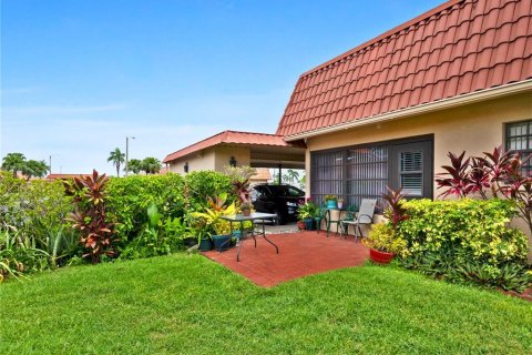 Condo in Clearwater, Florida, 2 bedrooms  № 1838389 - photo 17