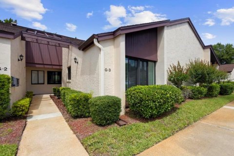 Condo in Orange City, Florida, 2 bedrooms  № 1722373 - photo 1