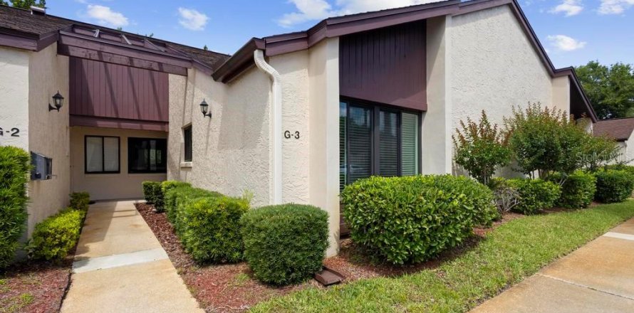Condo in Orange City, Florida, 2 bedrooms  № 1722373