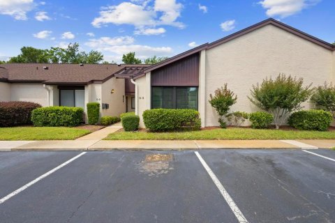 Condo in Orange City, Florida, 2 bedrooms  № 1722373 - photo 2