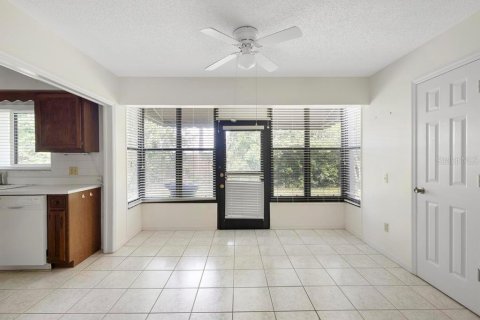 Condo in Orange City, Florida, 2 bedrooms  № 1722373 - photo 12