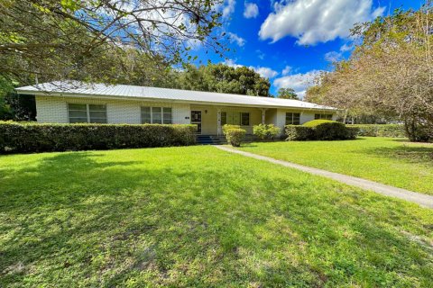 Casa en Palatka, Florida 4 dormitorios, 239.32 m2 № 802311